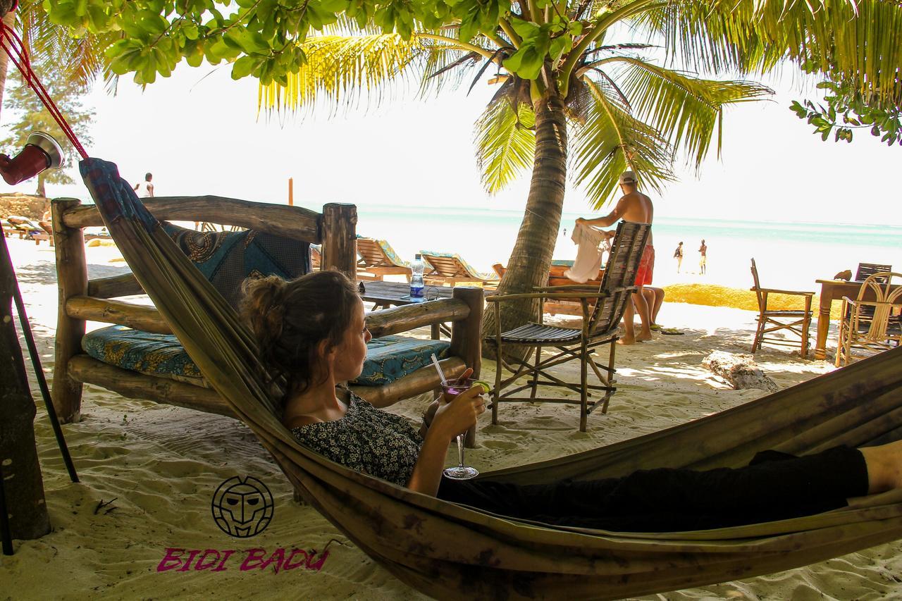 Soul Breeze Backpackers Diani Hostel Diani Beach Buitenkant foto